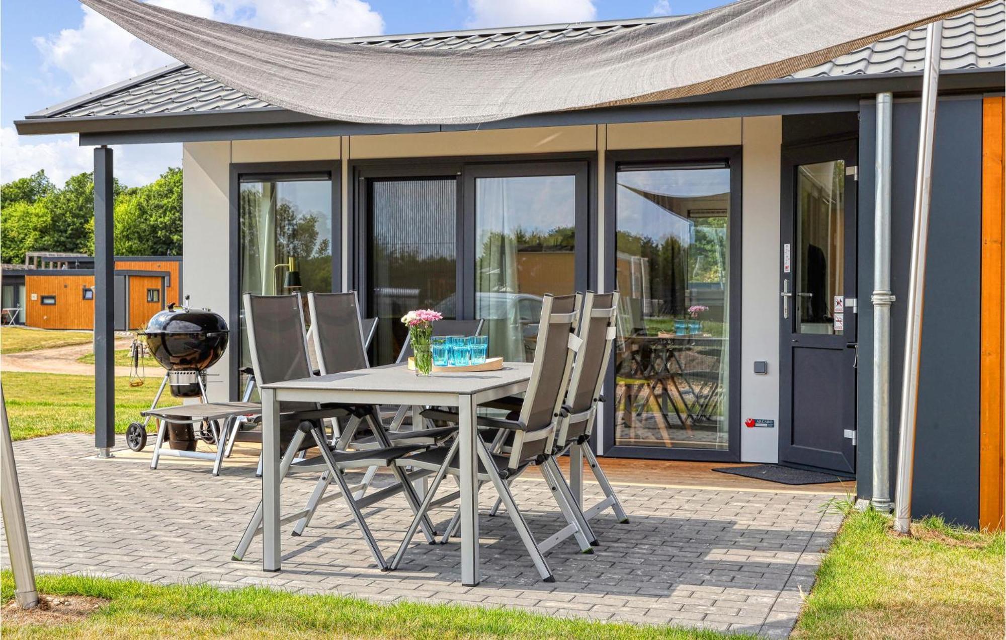 Lovely Home In Suesel With Wifi Susel Exterior photo
